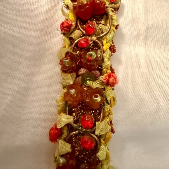 Two's Company Millie Fleur Bracelet - Picture 4 of 6